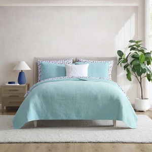 image:imageNautica  Queen Quilt Set with Shams Lightweight BeddingSeahorse Stitch Green